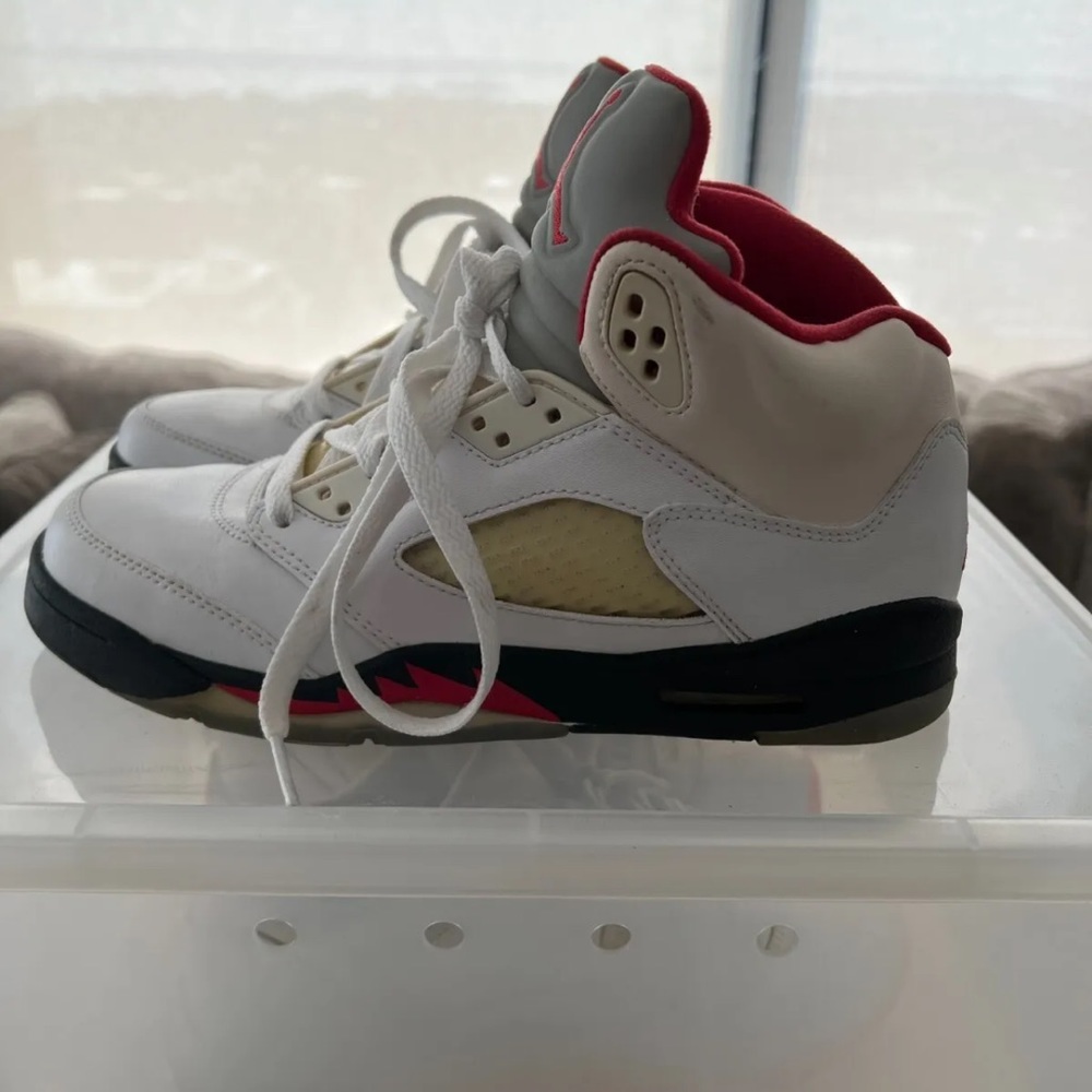 Jordan 5 - retro fire red